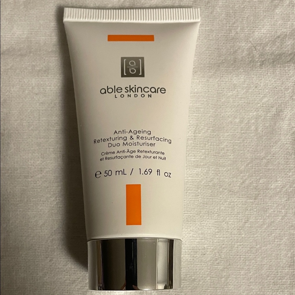 Able Skincare Moisturizer - White and Silver